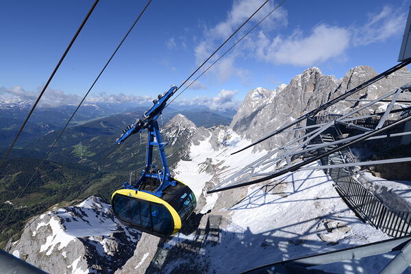 The gondola on the Dachstein
