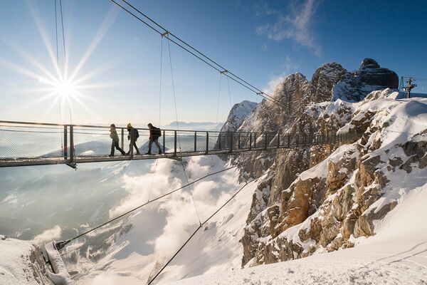 The imposing suspension bridge on the Dachstein